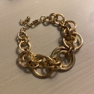 Gold circle bracelet